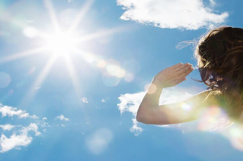 Nám da do ánh nắng: nguyên nhân và cách khắc phục