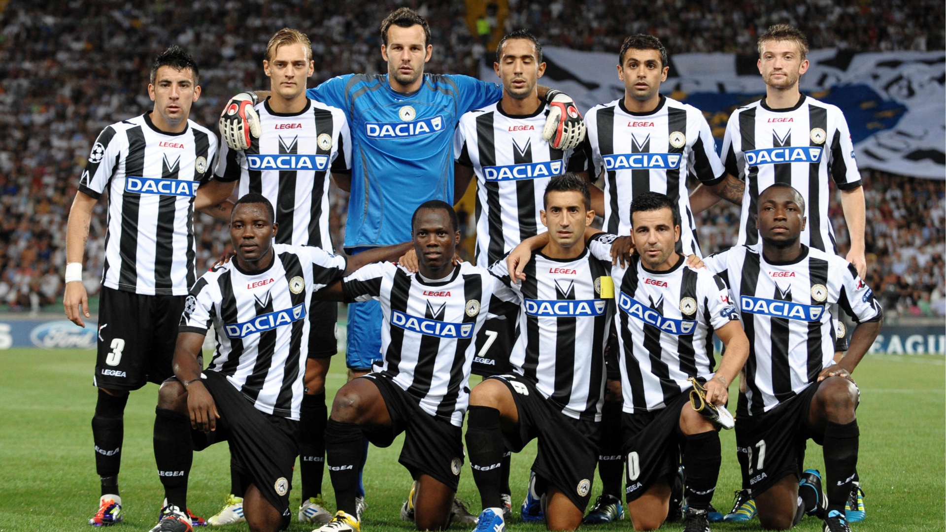 Những CLB “giàu sụ” nhờ bán cầu thủ trong thập kỷ vừa qua